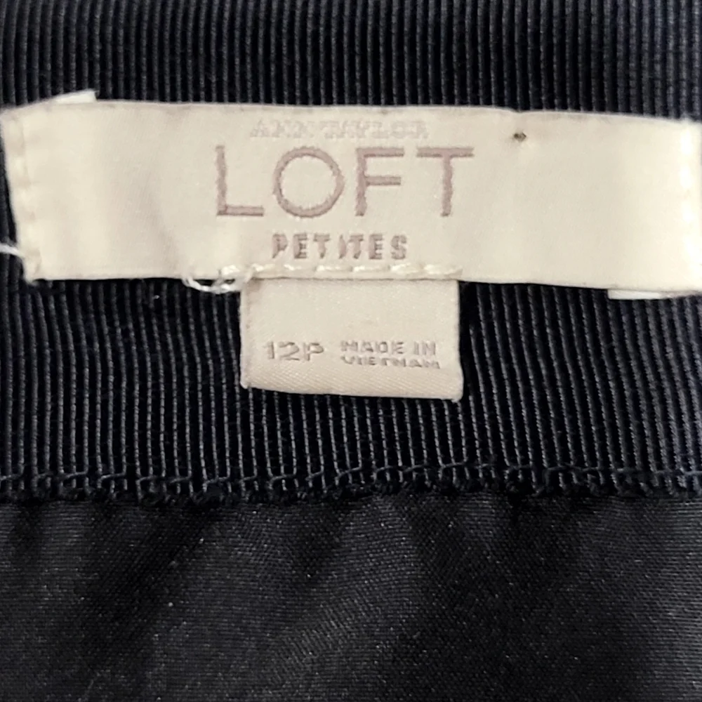 LOFT 12P Geometric Black Cream Ruffle Hem Work Career Skirt Wardrobe